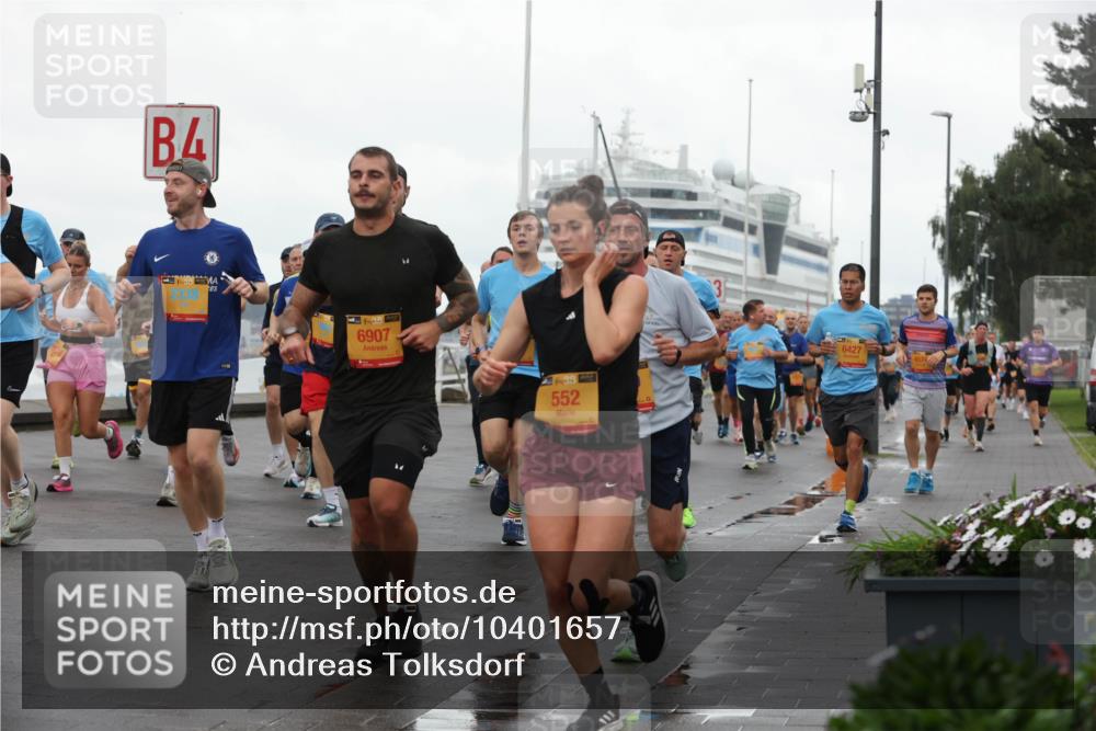 13.09.2026 - Kiel Lauf Andreas Tolksdorf http://msf.ph/oto/10401657 13.09.2026 11:00:00 Kiellinie 4, 38, 6907, 38, 552, 7, 6427 meine-sportfotos.de