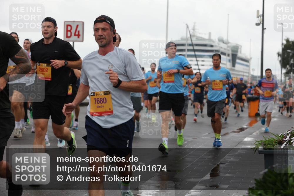 13.09.2026 - Kiel Lauf Andreas Tolksdorf http://msf.ph/oto/10401674 13.09.2026 11:00:01 Kiellinie 4, 787, 38, 2602, 38, 7680, 5550, 6427 meine-sportfotos.de