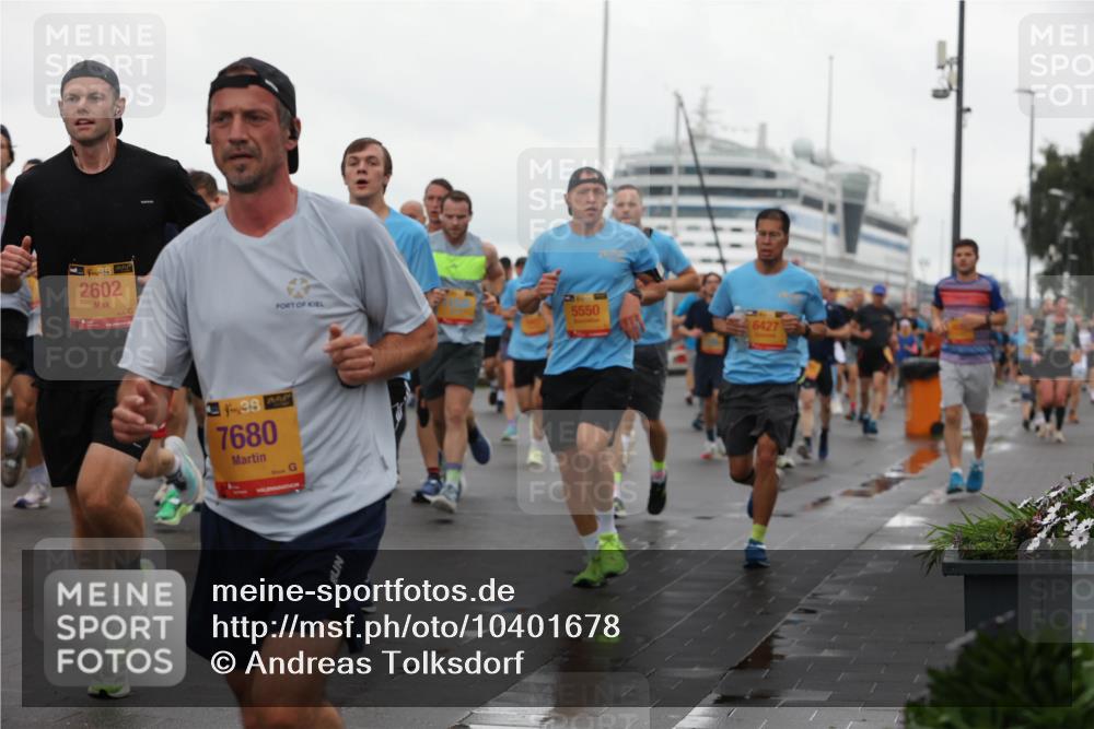 13.09.2026 - Kiel Lauf Andreas Tolksdorf http://msf.ph/oto/10401678 13.09.2026 11:00:01 Kiellinie 1, 38, 2602, 9, 38, 7680, 5550, 6427 meine-sportfotos.de