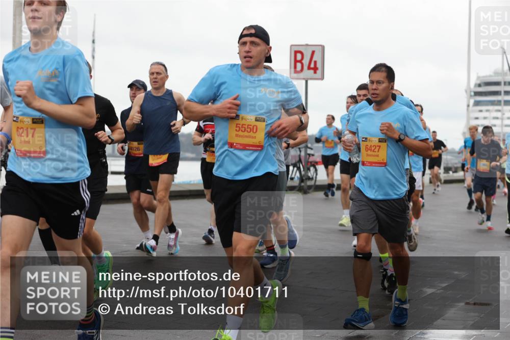 13.09.2026 - Kiel Lauf Andreas Tolksdorf http://msf.ph/oto/10401711 13.09.2026 11:00:03 Kiellinie 1394, 6217, 4126, 48, 5550, 4, 48, 6427 meine-sportfotos.de