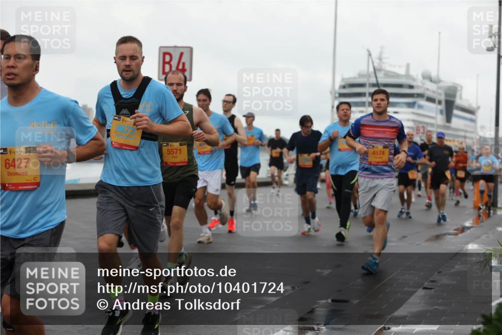 13.09.2026 - Kiel Lauf Andreas Tolksdorf http://msf.ph/oto/10401724 13.09.2026 11:00:04 Kiellinie 38, 967, 39, 6427, 4, 5571, 4574, 83 meine-sportfotos.de