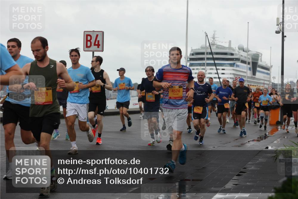 13.09.2026 - Kiel Lauf Andreas Tolksdorf http://msf.ph/oto/10401732 13.09.2026 11:00:05 Kiellinie 39, 5571, 4, 1799, 12063, 38, 4574, 3763 meine-sportfotos.de