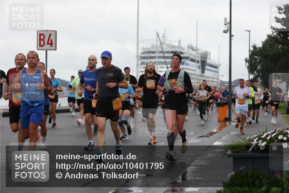 13.09.2026 - Kiel Lauf Andreas Tolksdorf http://msf.ph/oto/10401795 13.09.2026 11:00:09 Kiellinie 4, 4947, 6095, 9113 meine-sportfotos.de