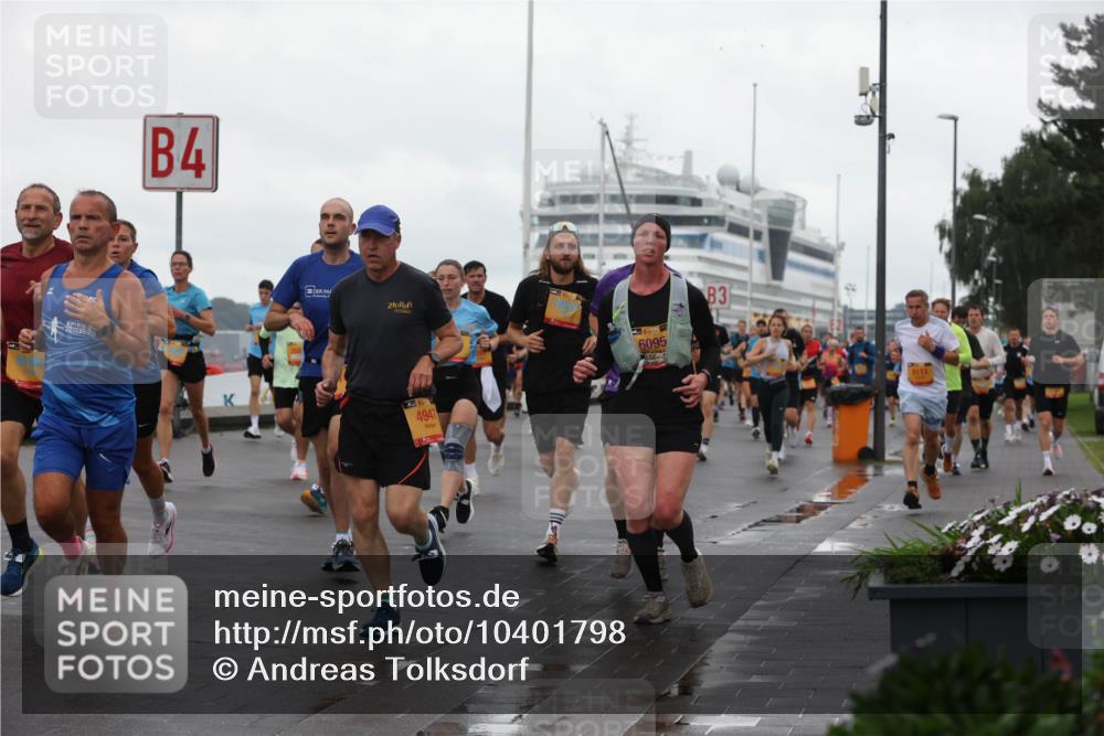13.09.2026 - Kiel Lauf Andreas Tolksdorf http://msf.ph/oto/10401798 13.09.2026 11:00:09 Kiellinie 4, 4947, 6095, 3, 9113 meine-sportfotos.de