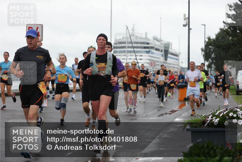 13.09.2026 - Kiel Lauf Andreas Tolksdorf http://msf.ph/oto/10401808 13.09.2026 11:00:10 Kiellinie 494, 1759, 38, 6095, 3, 9113 meine-sportfotos.de