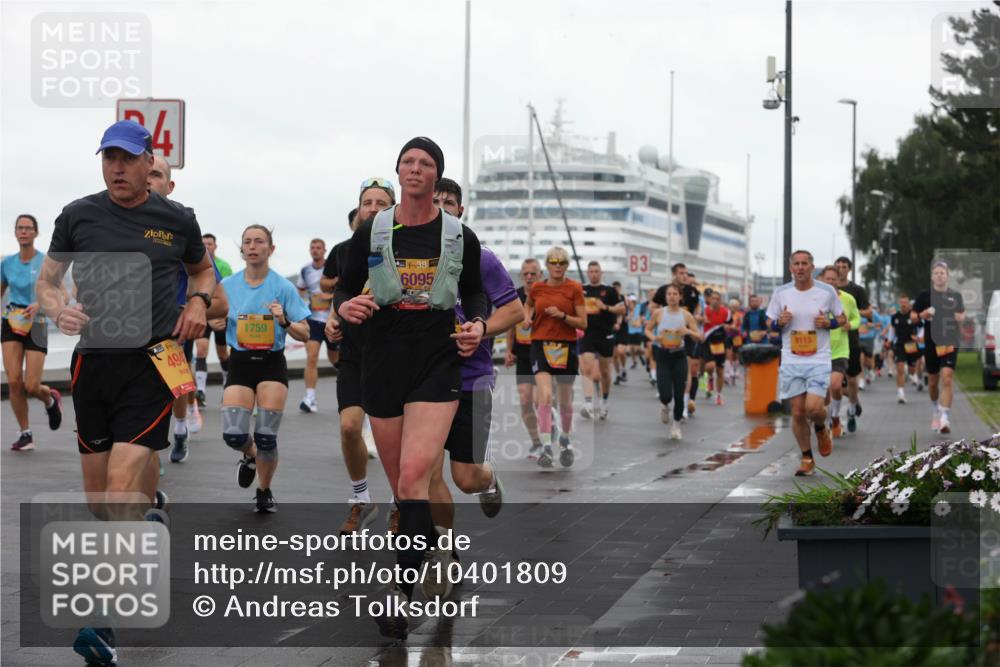 13.09.2026 - Kiel Lauf Andreas Tolksdorf http://msf.ph/oto/10401809 13.09.2026 11:00:10 Kiellinie 494, 1759, 38, 6095, 3, 9113 meine-sportfotos.de
