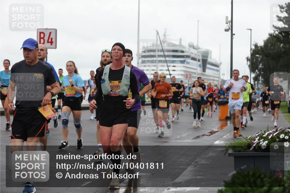13.09.2026 - Kiel Lauf Andreas Tolksdorf http://msf.ph/oto/10401811 13.09.2026 11:00:10 Kiellinie 4, 17, 1759, 38, 6095, 3, 9113 meine-sportfotos.de