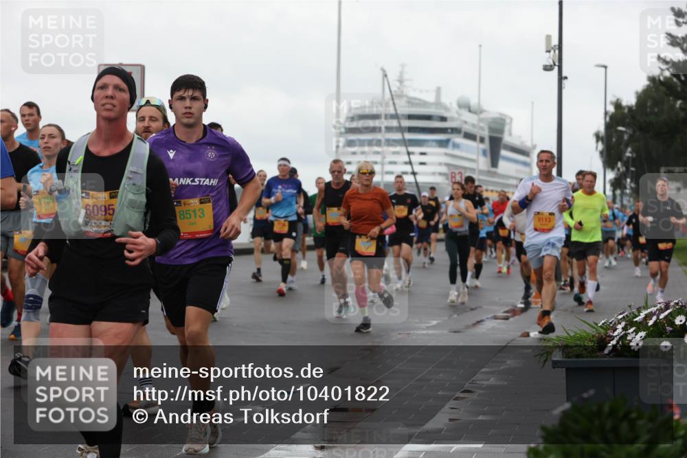 13.09.2026 - Kiel Lauf Andreas Tolksdorf http://msf.ph/oto/10401822 13.09.2026 11:00:11 Kiellinie 1759, 38, 6095, 438, 8513, 8, 3, 9113 meine-sportfotos.de