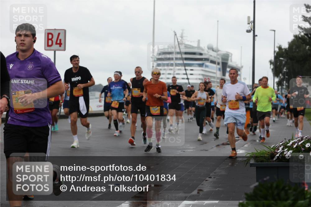 13.09.2026 - Kiel Lauf Andreas Tolksdorf http://msf.ph/oto/10401834 13.09.2026 11:00:11 Kiellinie 38, 4, 6280, 9113 meine-sportfotos.de