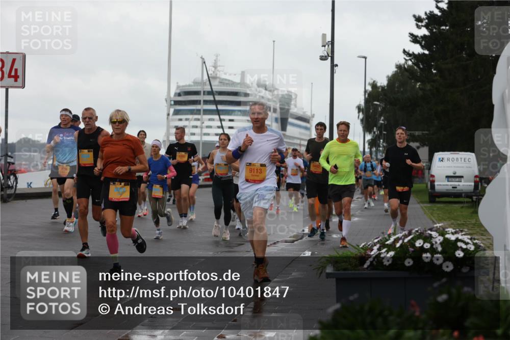 13.09.2026 - Kiel Lauf Andreas Tolksdorf http://msf.ph/oto/10401847 13.09.2026 11:00:12 Kiellinie 34, 9638, 39, 9113, 9482 meine-sportfotos.de