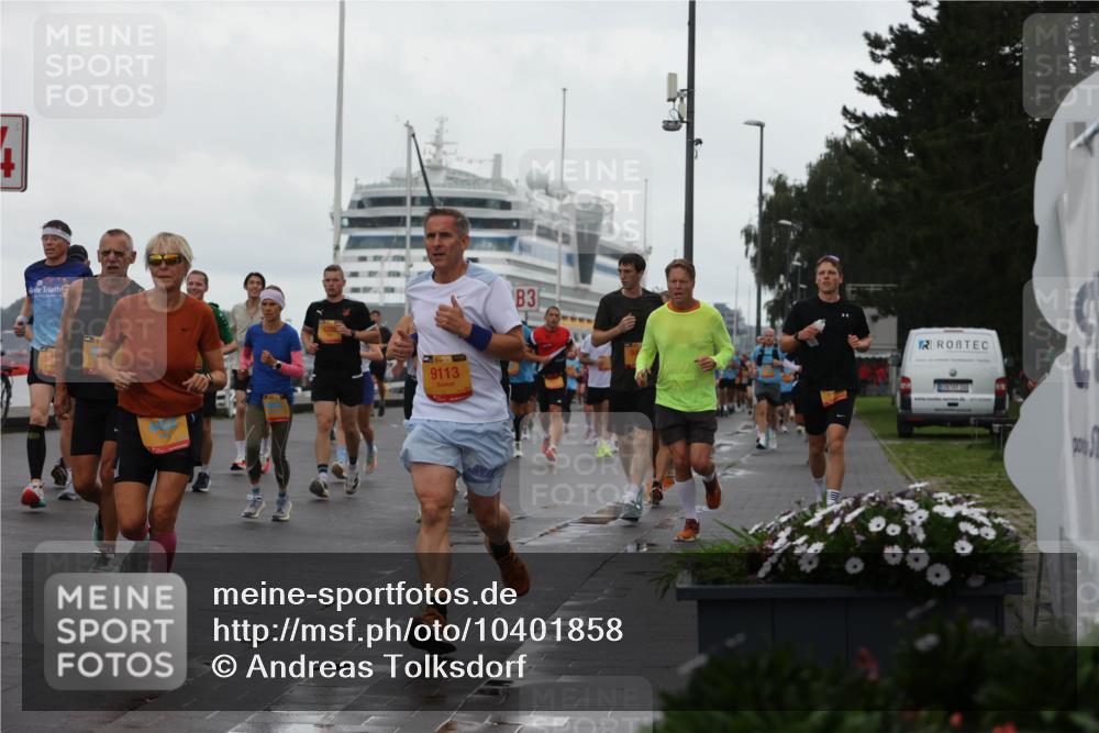 13.09.2026 - Kiel Lauf Andreas Tolksdorf http://msf.ph/oto/10401858 13.09.2026 11:00:12 Kiellinie 96, 39, 9113, 3, 000 meine-sportfotos.de