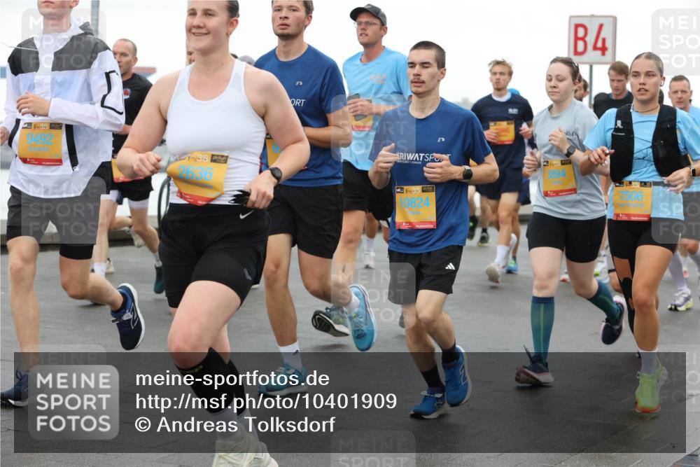 13.09.2026 - Kiel Lauf Andreas Tolksdorf http://msf.ph/oto/10401909 13.09.2026 11:00:32 Kiellinie 438, 9492, 2636, 38, 10824, 39, 3894, 4, 7506 meine-sportfotos.de