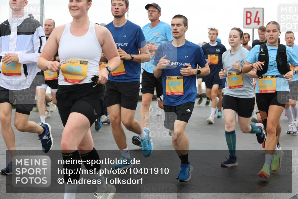 13.09.2026 - Kiel Lauf Andreas Tolksdorf http://msf.ph/oto/10401910 13.09.2026 11:00:32 Kiellinie 2636, 38, 10824, 4, 3894, 7506 meine-sportfotos.de