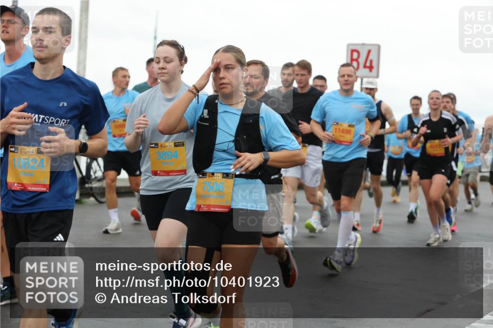 13.09.2026 - Kiel Lauf Andreas Tolksdorf http://msf.ph/oto/10401923 13.09.2026 11:00:33 Kiellinie 3894, 38, 10824, 7506, 4, 11498 meine-sportfotos.de