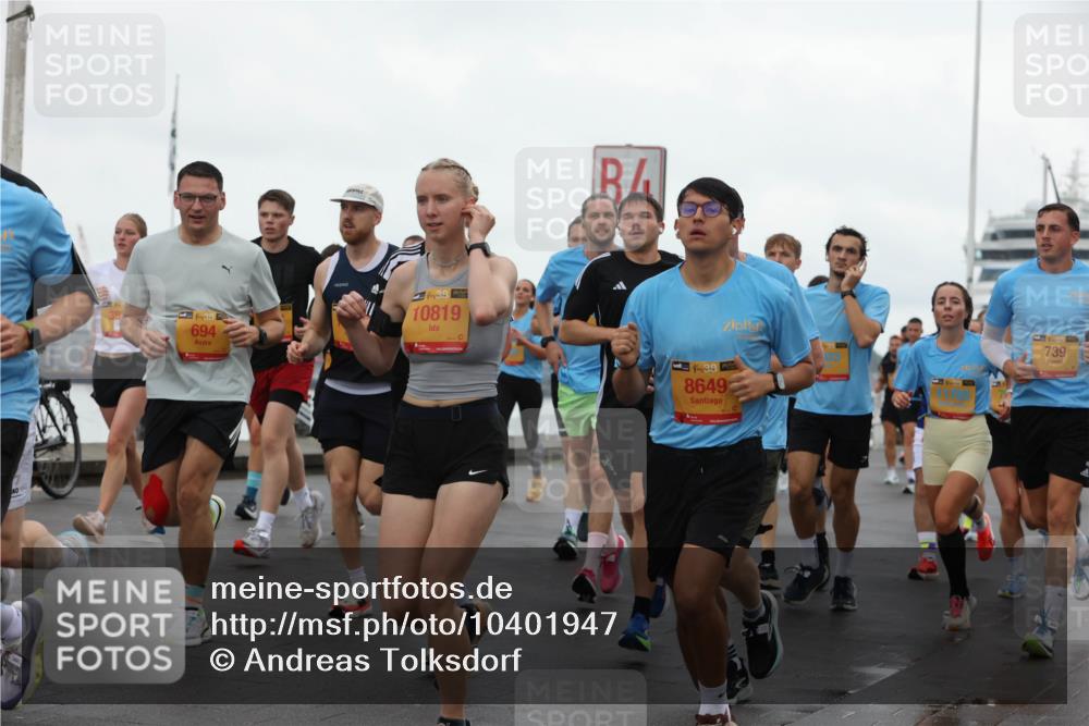 13.09.2026 - Kiel Lauf Andreas Tolksdorf http://msf.ph/oto/10401947 13.09.2026 11:00:35 Kiellinie 382, 39, 694, 10819, 38, 8649, 739 meine-sportfotos.de