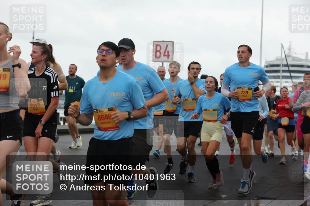 13.09.2026 - Kiel Lauf Andreas Tolksdorf http://msf.ph/oto/10401963 13.09.2026 11:00:36 Kiellinie 19, 27, 39, 8017, 38, 8649, 4, 39, 39, 739 meine-sportfotos.de