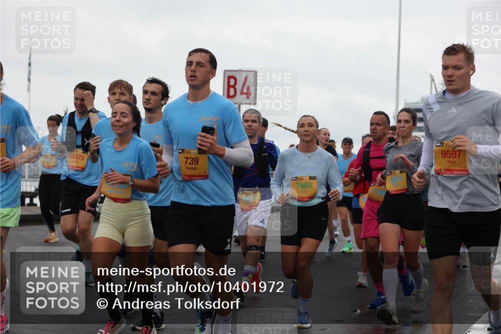 13.09.2026 - Kiel Lauf Andreas Tolksdorf http://msf.ph/oto/10401972 13.09.2026 11:00:37 Kiellinie 10978, 9, 38, 739, 4, 38, 7965, 5874, 9597 meine-sportfotos.de