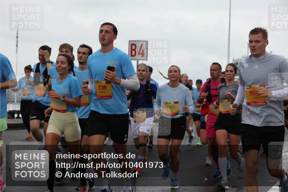 13.09.2026 - Kiel Lauf Andreas Tolksdorf http://msf.ph/oto/10401973 13.09.2026 11:00:37 Kiellinie 10978, 38, 739, 4, 39, 7965, 4, 38, 95 meine-sportfotos.de