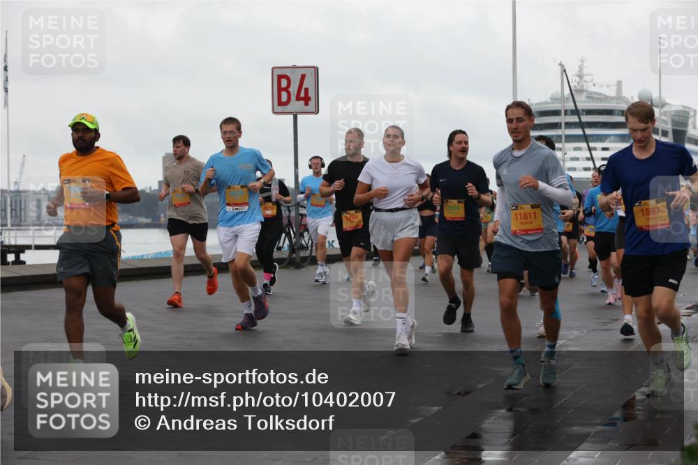 13.09.2026 - Kiel Lauf Andreas Tolksdorf http://msf.ph/oto/10402007 13.09.2026 11:00:43 Kiellinie 4, 5494, 2504, 39, 11811, 39, 1597 meine-sportfotos.de