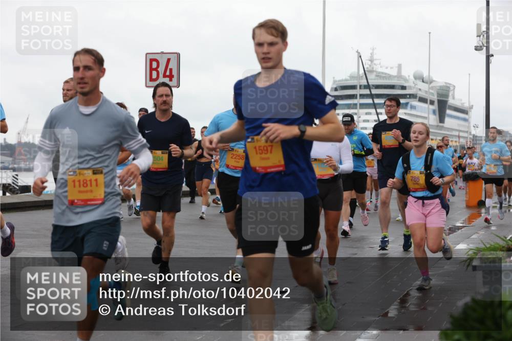 13.09.2026 - Kiel Lauf Andreas Tolksdorf http://msf.ph/oto/10402042 13.09.2026 11:00:44 Kiellinie 11811, 4, 39, 504, 38, 2258, 1597, 38, 786 meine-sportfotos.de