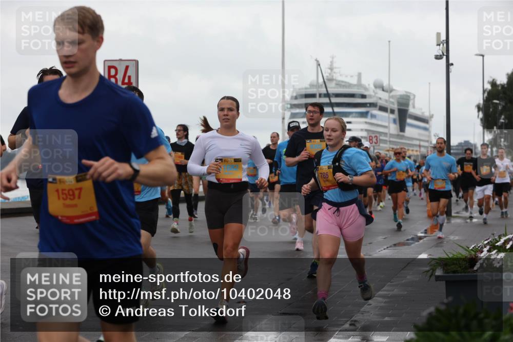 13.09.2026 - Kiel Lauf Andreas Tolksdorf http://msf.ph/oto/10402048 13.09.2026 11:00:45 Kiellinie 1597, 4, 38, 39, 786, 83 meine-sportfotos.de