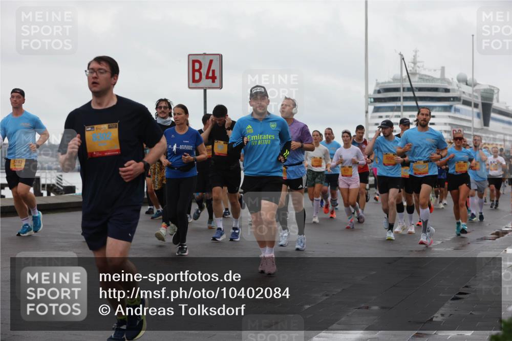 13.09.2026 - Kiel Lauf Andreas Tolksdorf http://msf.ph/oto/10402084 13.09.2026 11:00:47 Kiellinie 5743, 1, 39, 8302, 4, 093, 976, 4, 3255, 5514 meine-sportfotos.de
