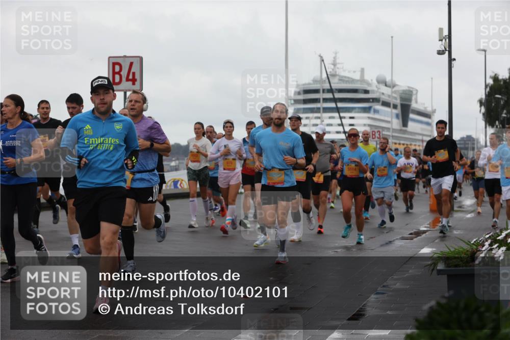 13.09.2026 - Kiel Lauf Andreas Tolksdorf http://msf.ph/oto/10402101 13.09.2026 11:00:48 Kiellinie 4, 3, 5514, 4176 meine-sportfotos.de