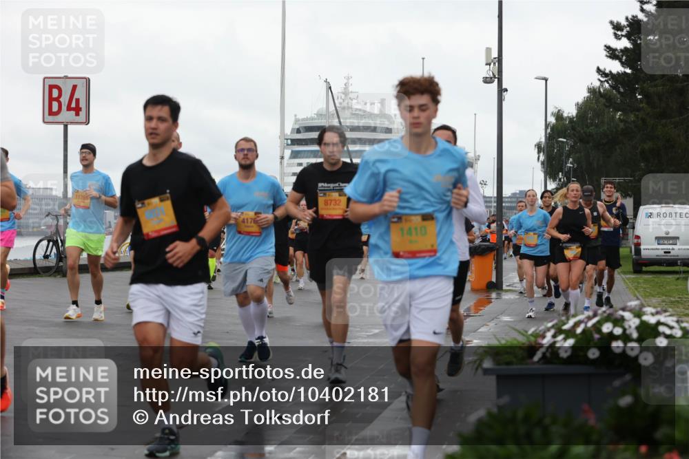 13.09.2026 - Kiel Lauf Andreas Tolksdorf http://msf.ph/oto/10402181 13.09.2026 11:00:52 Kiellinie 4, 8732, 1410, 100, 9171, 31734 meine-sportfotos.de