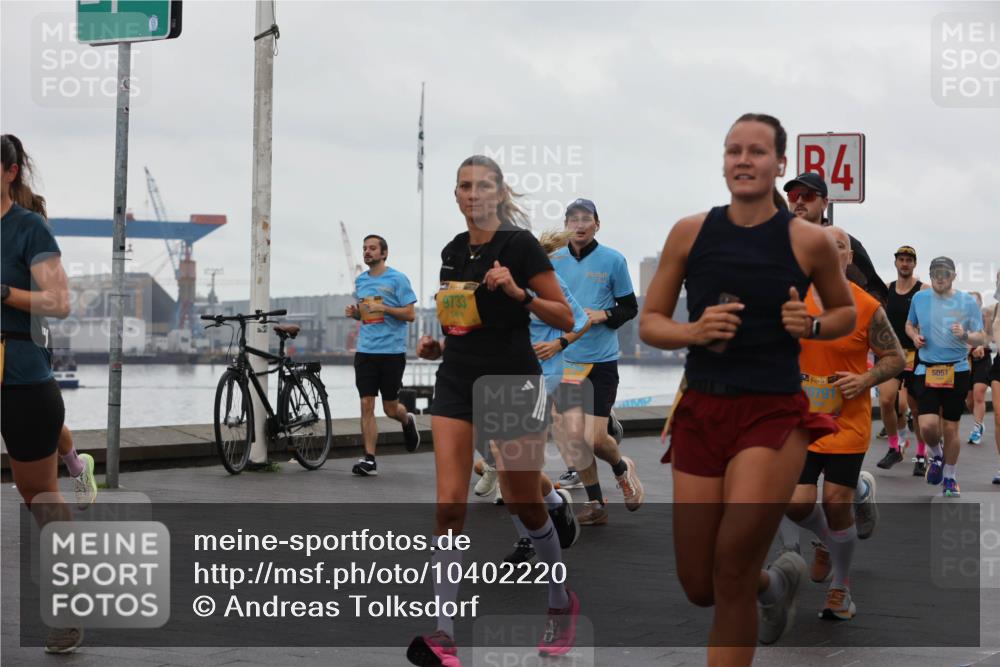 13.09.2026 - Kiel Lauf Andreas Tolksdorf http://msf.ph/oto/10402220 13.09.2026 11:01:02 Kiellinie 9733, 4, 39, 0791, 5051 meine-sportfotos.de