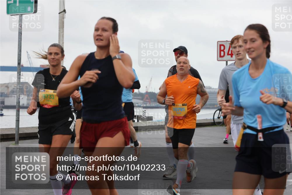 13.09.2026 - Kiel Lauf Andreas Tolksdorf http://msf.ph/oto/10402233 13.09.2026 11:01:03 Kiellinie 4 meine-sportfotos.de