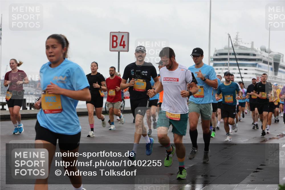 13.09.2026 - Kiel Lauf Andreas Tolksdorf http://msf.ph/oto/10402255 13.09.2026 11:01:07 Kiellinie 4, 39, 3 meine-sportfotos.de