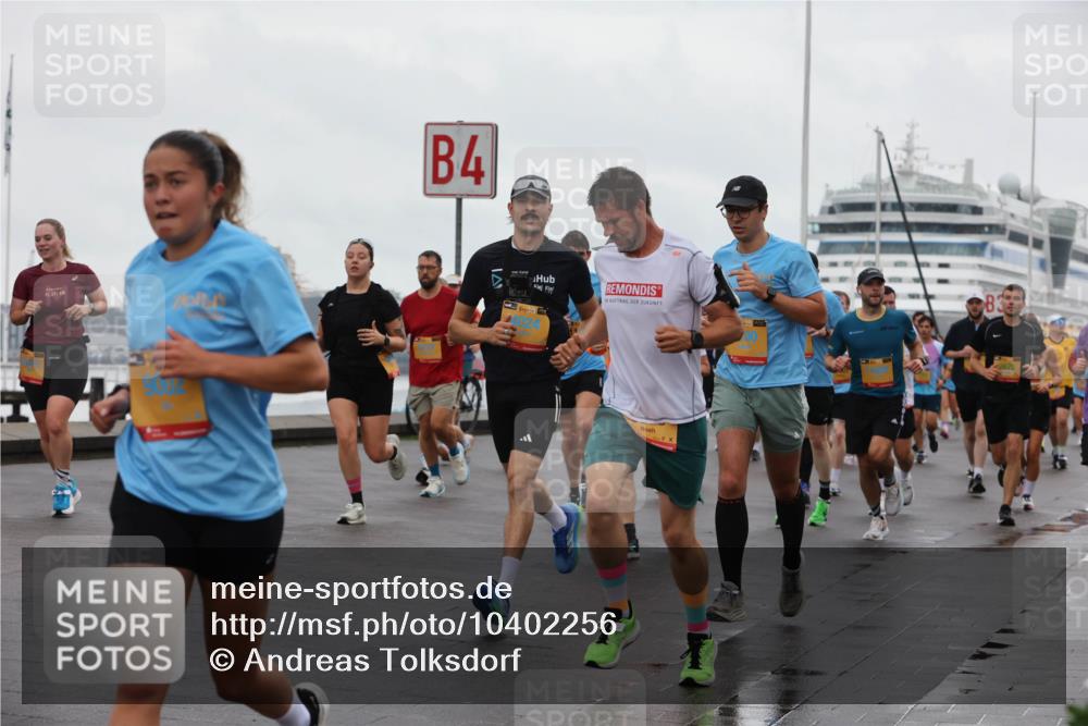 13.09.2026 - Kiel Lauf Andreas Tolksdorf http://msf.ph/oto/10402256 13.09.2026 11:01:07 Kiellinie 4 meine-sportfotos.de