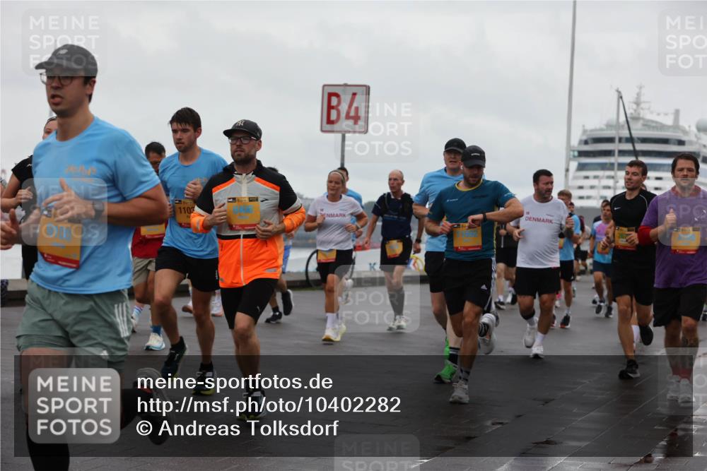 13.09.2026 - Kiel Lauf Andreas Tolksdorf http://msf.ph/oto/10402282 13.09.2026 11:01:09 Kiellinie 9100, 4, 1103 meine-sportfotos.de