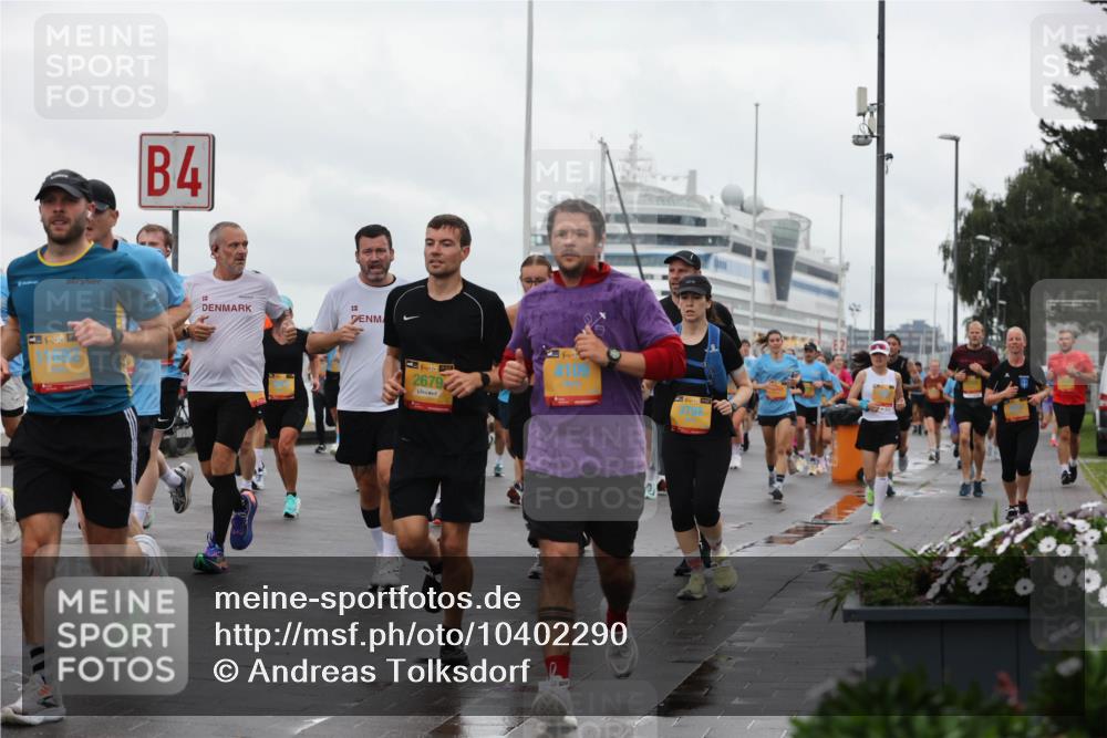 13.09.2026 - Kiel Lauf Andreas Tolksdorf http://msf.ph/oto/10402290 13.09.2026 11:01:10 Kiellinie 38, 14692, 4, 2679, 4109 meine-sportfotos.de