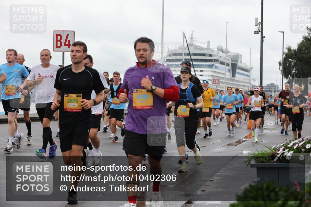 13.09.2026 - Kiel Lauf Andreas Tolksdorf http://msf.ph/oto/10402306 13.09.2026 11:01:11 Kiellinie 38, 11601, 4, 2679, 14, 39, 3792, 3 meine-sportfotos.de