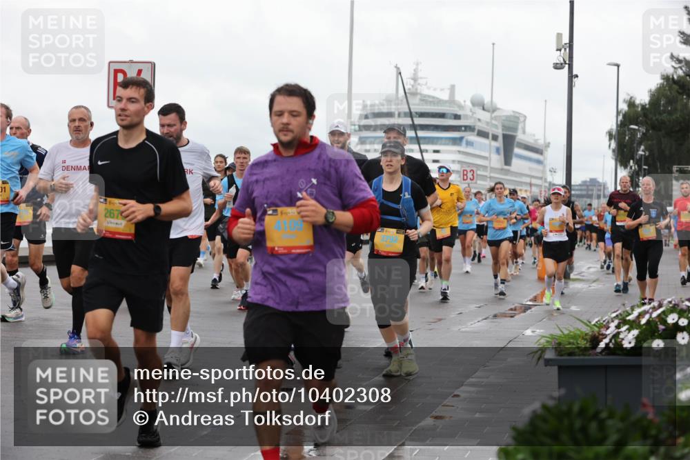 13.09.2026 - Kiel Lauf Andreas Tolksdorf http://msf.ph/oto/10402308 13.09.2026 11:01:11 Kiellinie 267, 4109, 3792, 3 meine-sportfotos.de