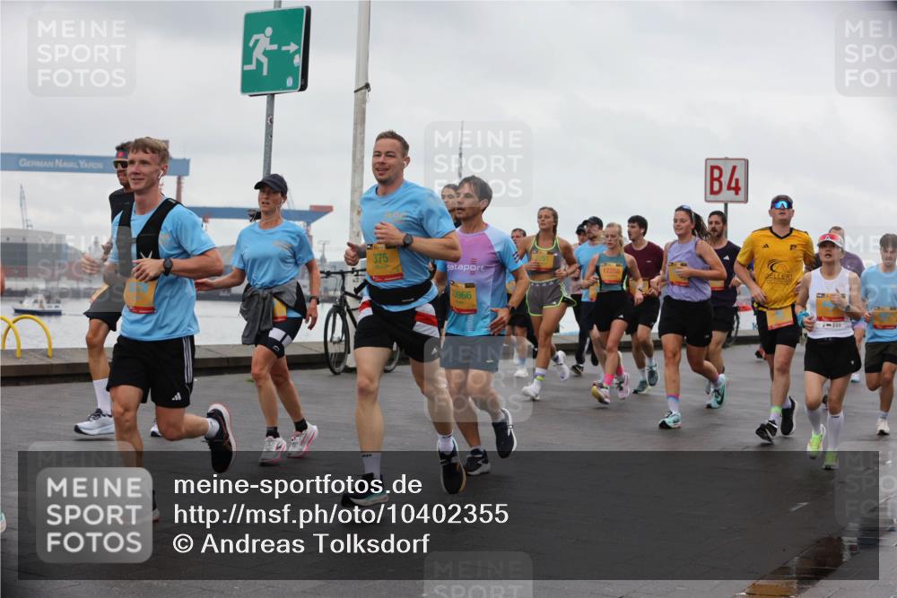13.09.2026 - Kiel Lauf Andreas Tolksdorf http://msf.ph/oto/10402355 13.09.2026 11:01:16 Kiellinie 4, 375, 12255, 10966 meine-sportfotos.de