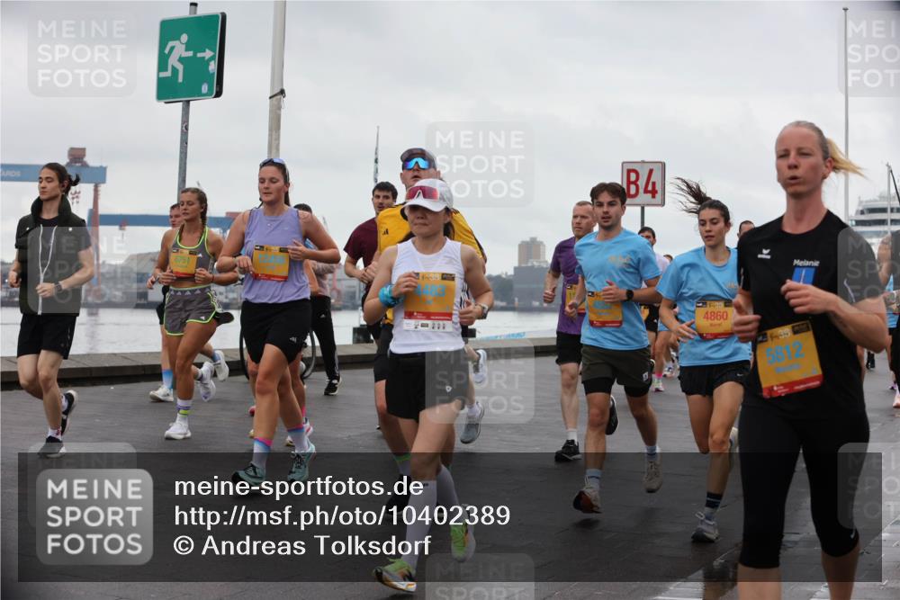 13.09.2026 - Kiel Lauf Andreas Tolksdorf http://msf.ph/oto/10402389 13.09.2026 11:01:17 Kiellinie 6751, 38, 4, 39, 4860, 34, 394, 5812 meine-sportfotos.de