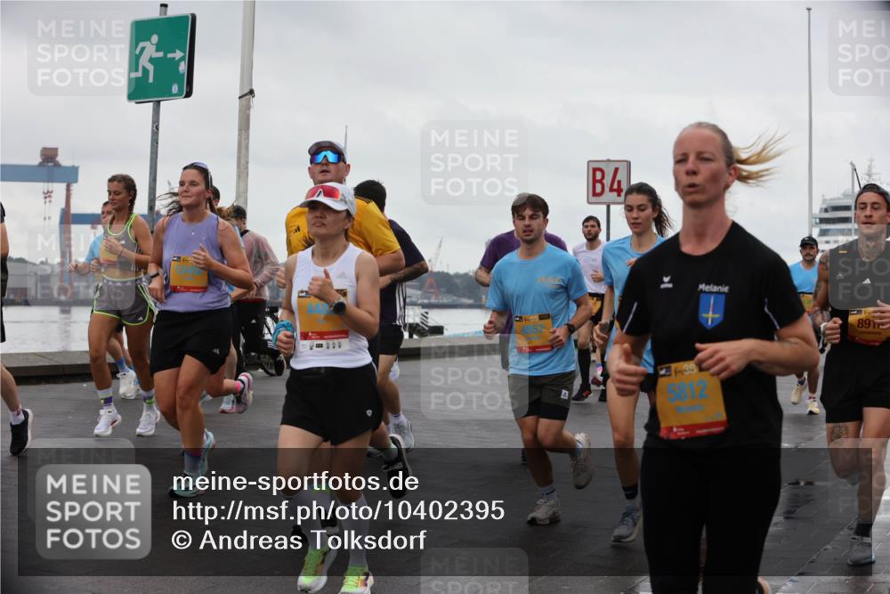 13.09.2026 - Kiel Lauf Andreas Tolksdorf http://msf.ph/oto/10402395 13.09.2026 11:01:17 Kiellinie 39, 4, 891, 5812 meine-sportfotos.de