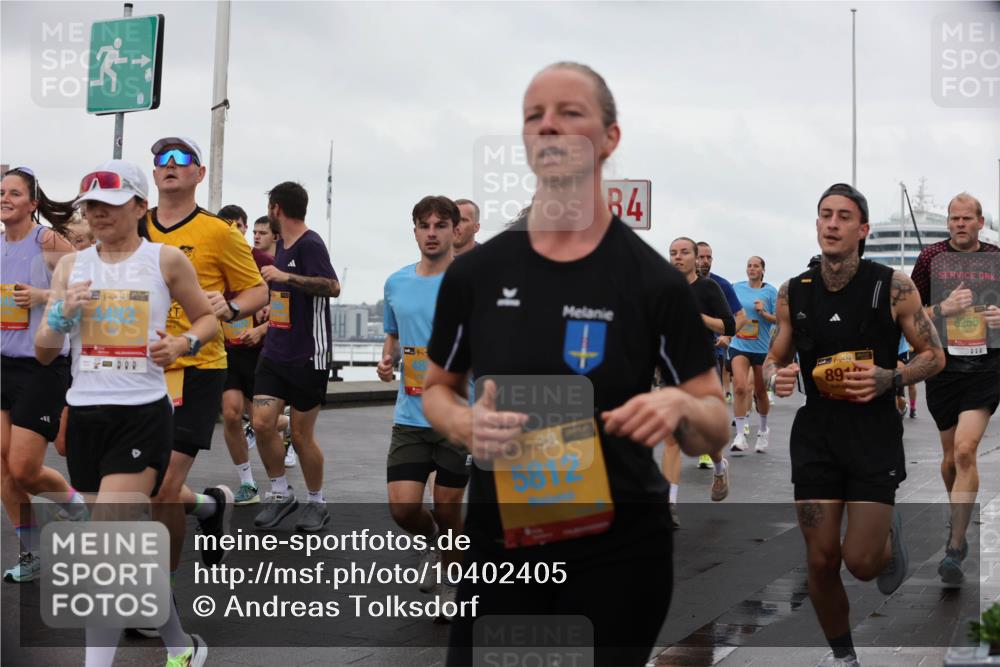 13.09.2026 - Kiel Lauf Andreas Tolksdorf http://msf.ph/oto/10402405 13.09.2026 11:01:18 Kiellinie 3, 84, 38, 483, 394, 5812, 1, 38, 89, 8255 meine-sportfotos.de