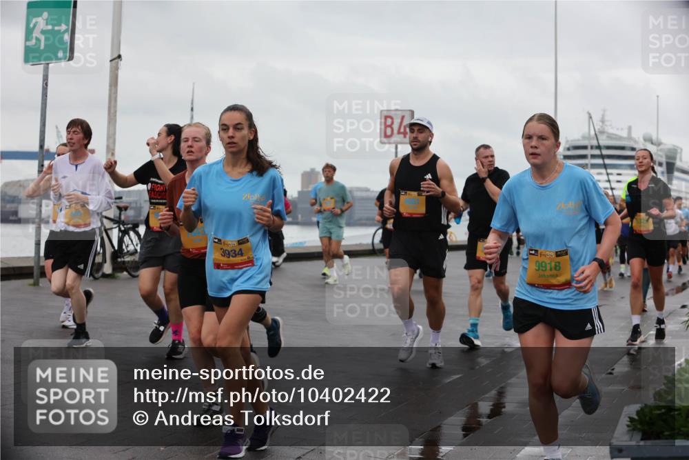 13.09.2026 - Kiel Lauf Andreas Tolksdorf http://msf.ph/oto/10402422 13.09.2026 11:01:25 Kiellinie 3, 1, 38, 3934, 4, 38, 9918 meine-sportfotos.de