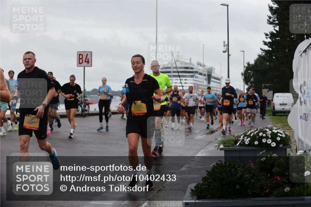 13.09.2026 - Kiel Lauf Andreas Tolksdorf http://msf.ph/oto/10402433 13.09.2026 11:01:26 Kiellinie 4, 5325 meine-sportfotos.de