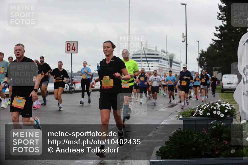 13.09.2026 - Kiel Lauf Andreas Tolksdorf http://msf.ph/oto/10402435 13.09.2026 11:01:27 Kiellinie 1, 38, 4, 38, 5325, 12 meine-sportfotos.de