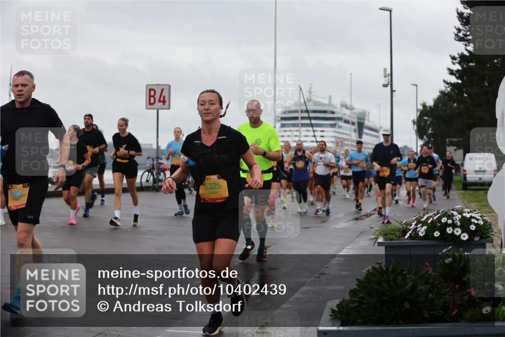 13.09.2026 - Kiel Lauf Andreas Tolksdorf http://msf.ph/oto/10402439 13.09.2026 11:01:27 Kiellinie 1, 38, 4, 38, 5325, 83, 12 meine-sportfotos.de