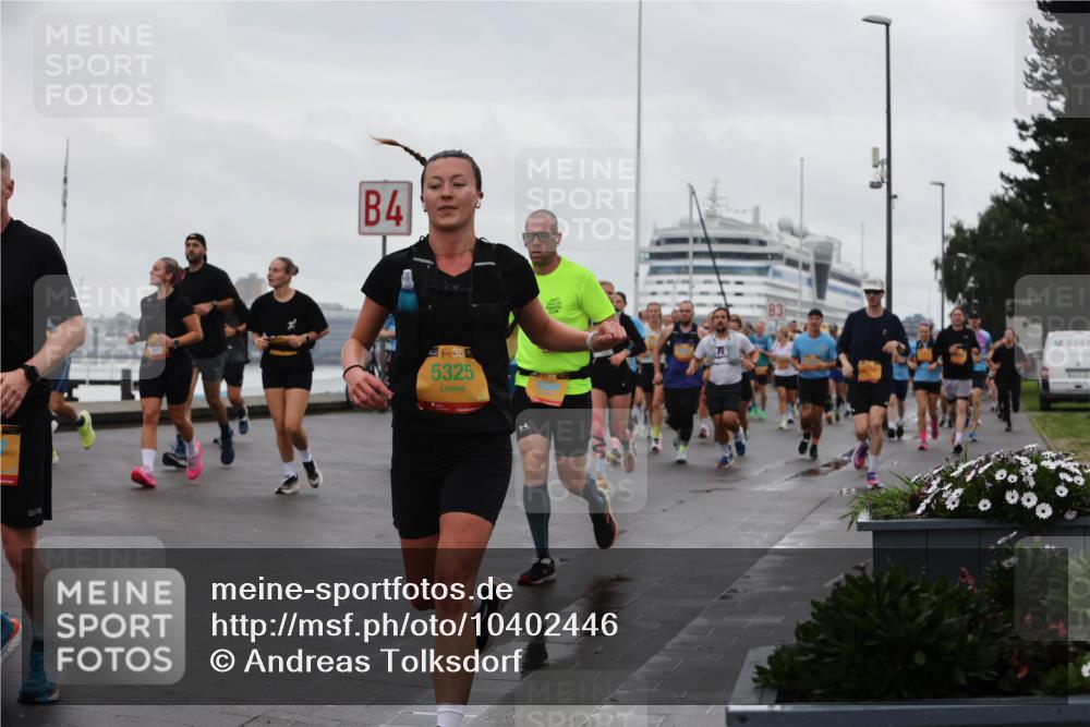 13.09.2026 - Kiel Lauf Andreas Tolksdorf http://msf.ph/oto/10402446 13.09.2026 11:01:27 Kiellinie 4, 444384, 5325, 83 meine-sportfotos.de