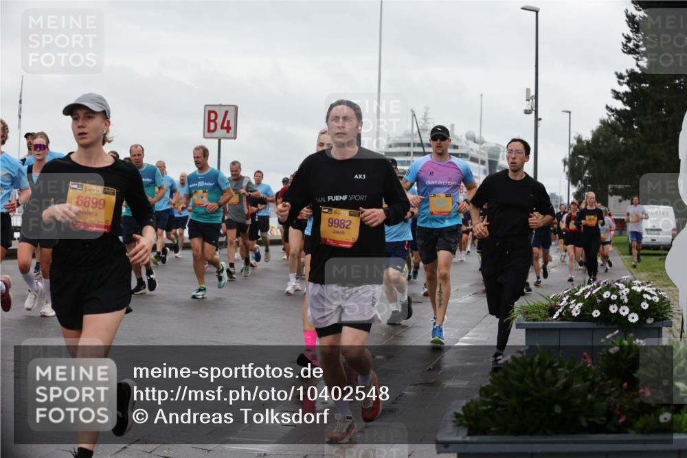 13.09.2026 - Kiel Lauf Andreas Tolksdorf http://msf.ph/oto/10402548 13.09.2026 11:01:33 Kiellinie 4, 1, 38, 6899, 5, 9982 meine-sportfotos.de