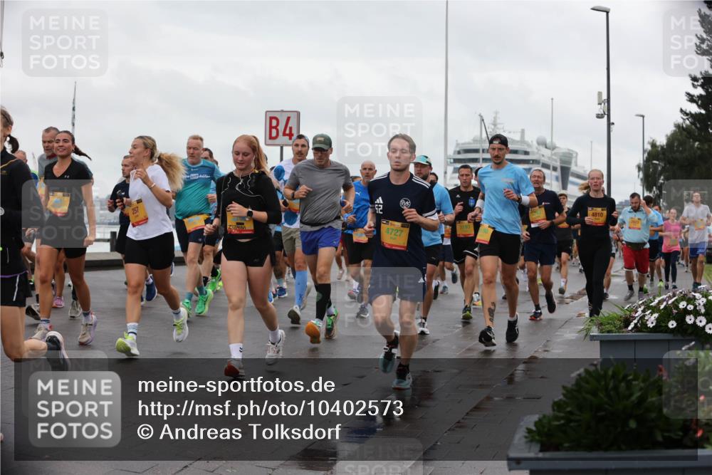 13.09.2026 - Kiel Lauf Andreas Tolksdorf http://msf.ph/oto/10402573 13.09.2026 11:01:37 Kiellinie 257, 4, 38, 4727, 4810 meine-sportfotos.de