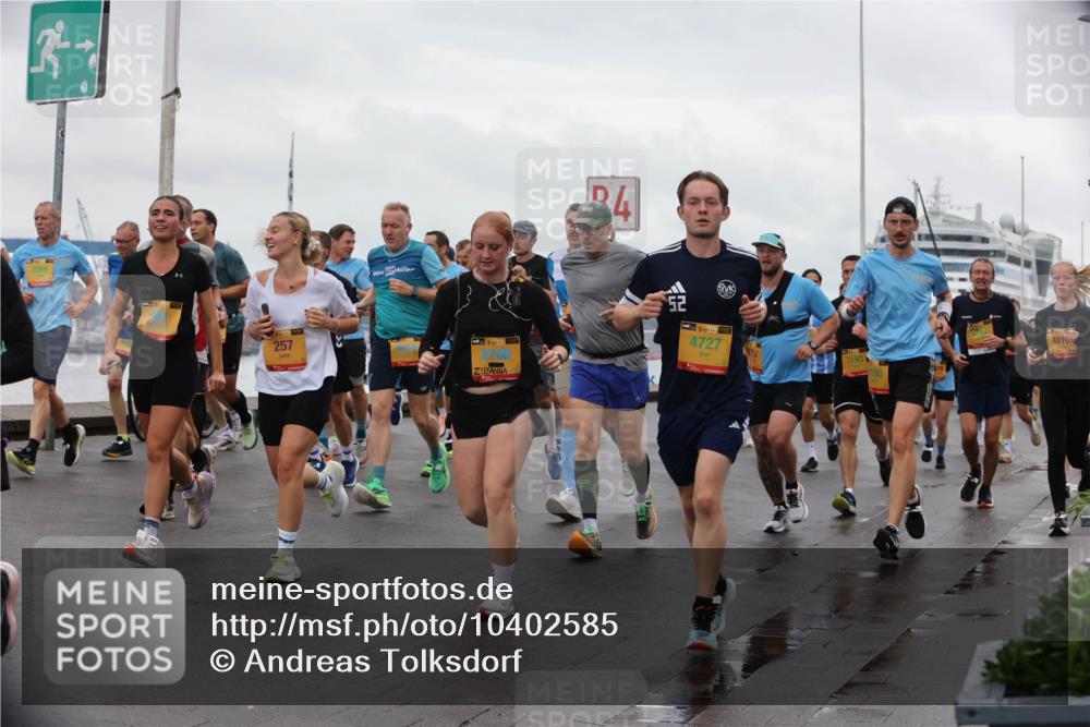 13.09.2026 - Kiel Lauf Andreas Tolksdorf http://msf.ph/oto/10402585 13.09.2026 11:01:37 Kiellinie 3, 257, 2706, 34, 52, 38, 4727, 3193, 190, 5782, 4816 meine-sportfotos.de