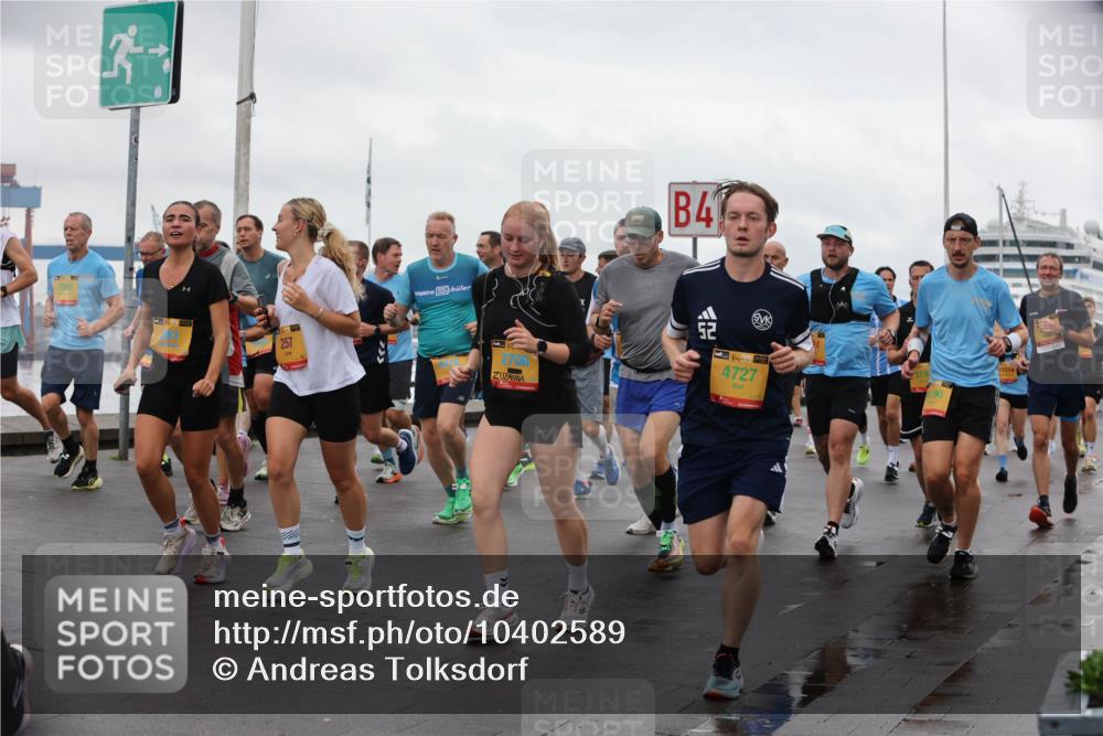 13.09.2026 - Kiel Lauf Andreas Tolksdorf http://msf.ph/oto/10402589 13.09.2026 11:01:37 Kiellinie 257, 4, 52, 4727, 190, 11518 meine-sportfotos.de