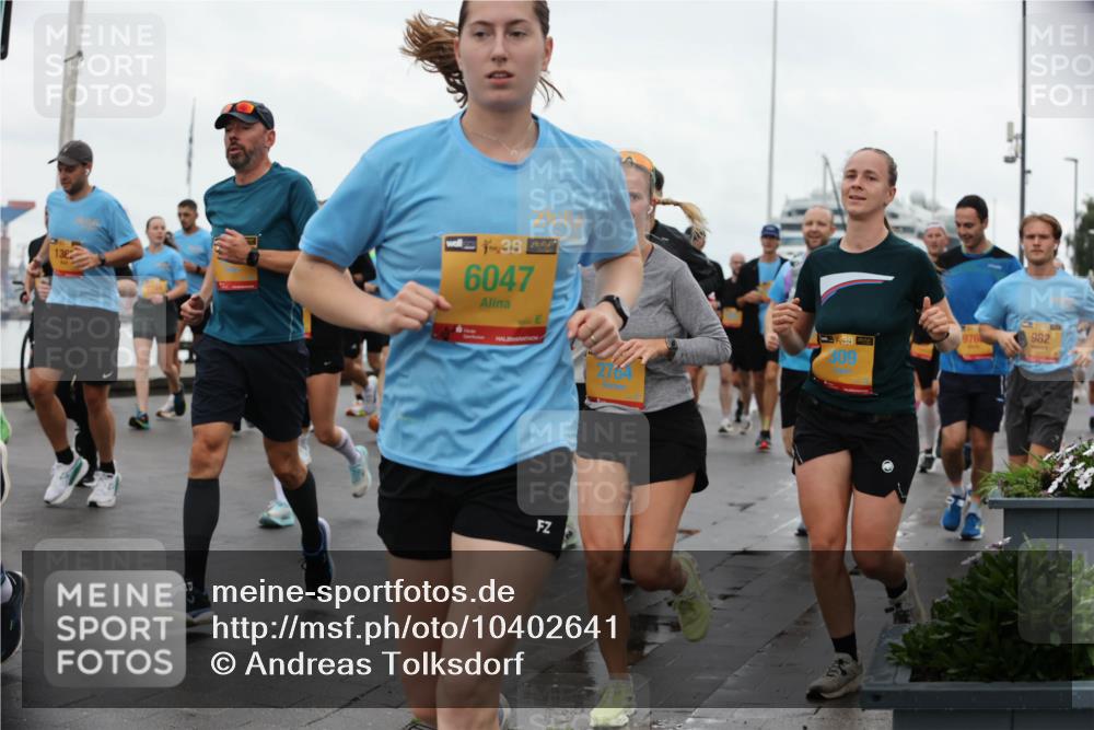 13.09.2026 - Kiel Lauf Andreas Tolksdorf http://msf.ph/oto/10402641 13.09.2026 11:01:49 Kiellinie 4, 38, 6047, 38, 309, 976, 982 meine-sportfotos.de